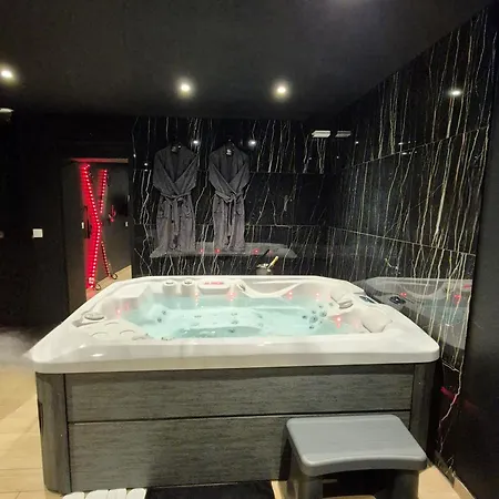 Secretblackroom アパート