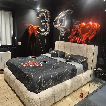 Secretblackroom Apartamento Villecresnes